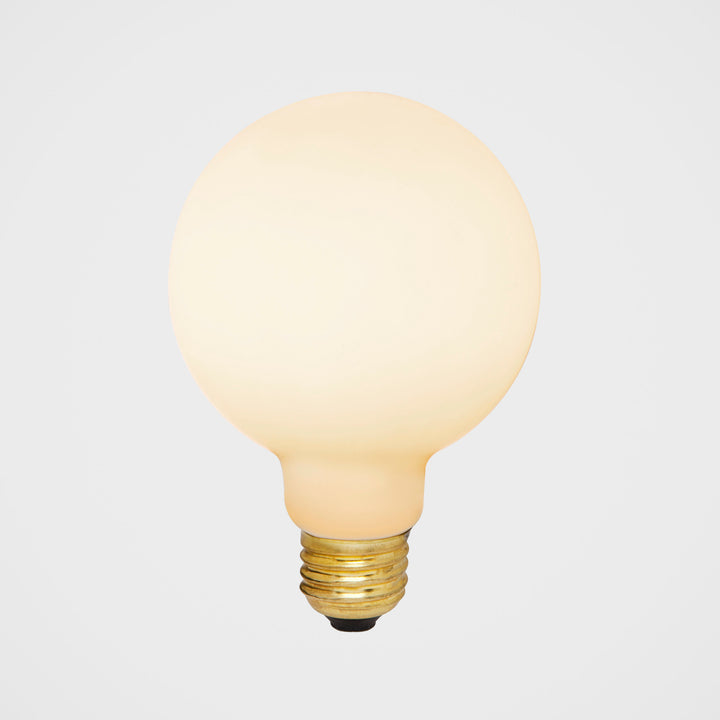 Porcelain II Bulb 6W E27 / E26 LED Light Bulb