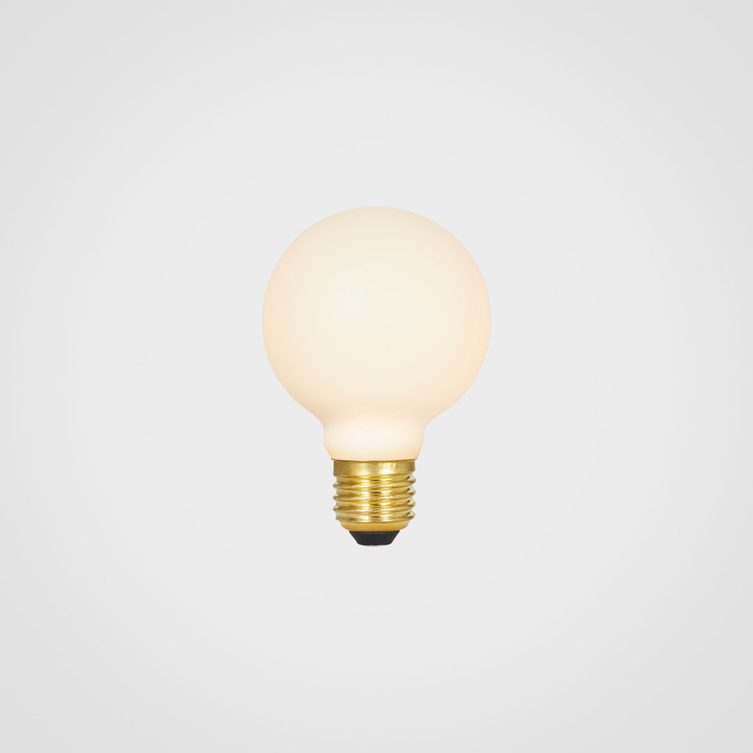 Sphere II bulb 6W E27 LED Light Bulb