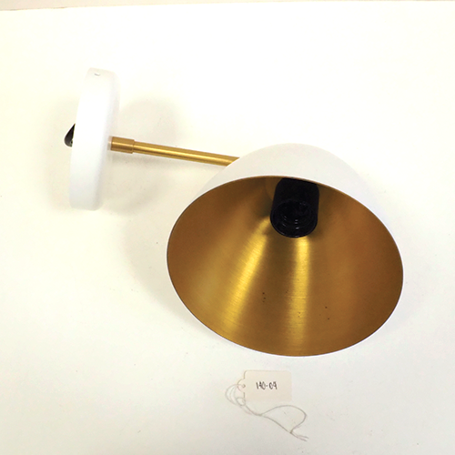 "Shelly" Wall Light - (Outlet)