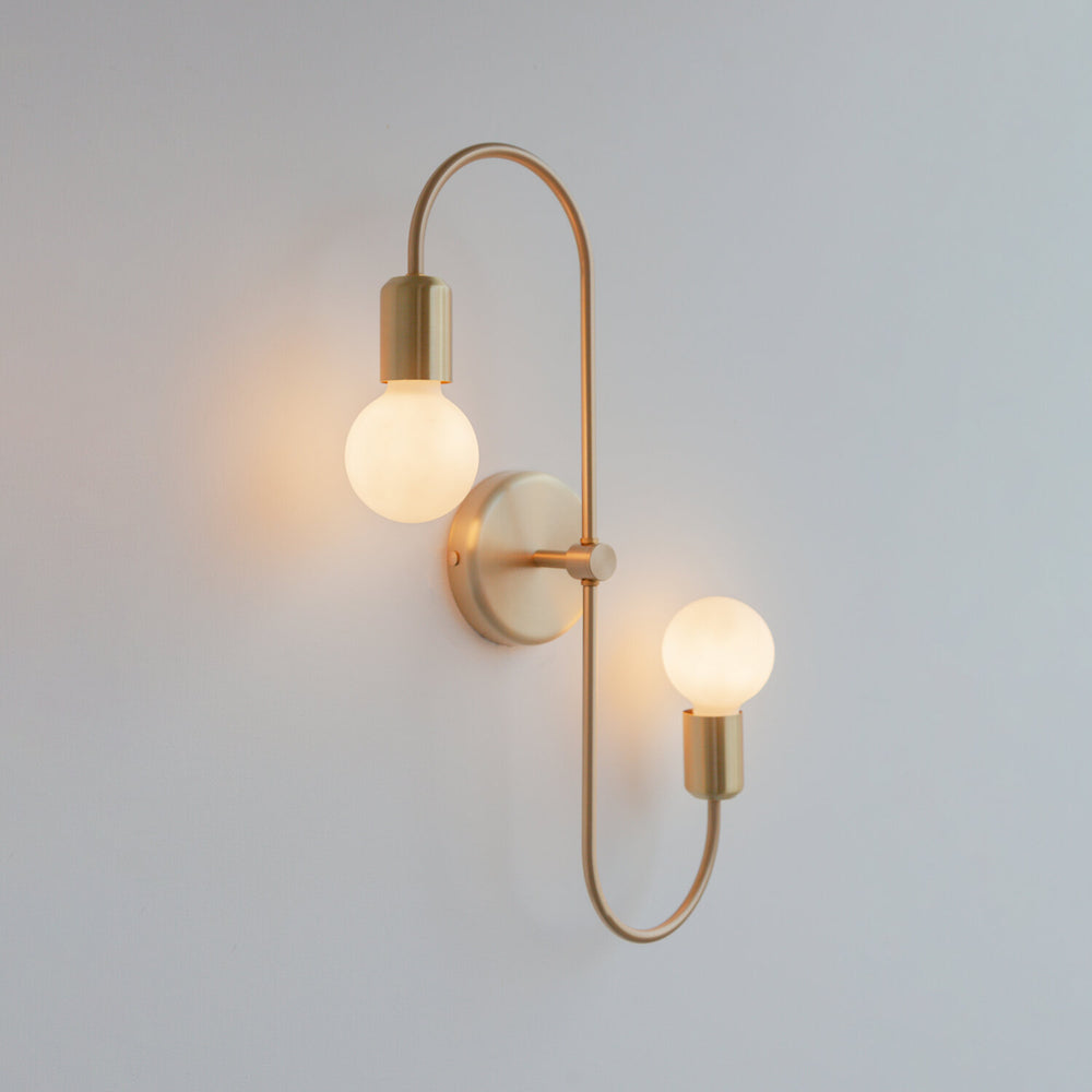 "Fiann" Wall Light