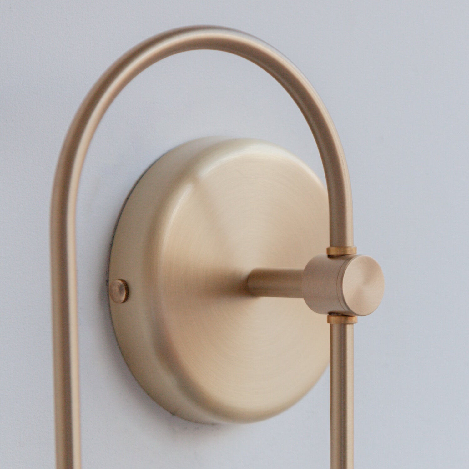 "Oran" Wall Light