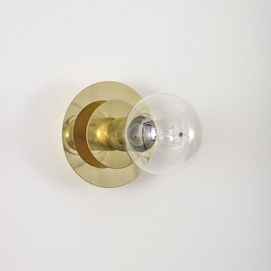 "Aureole" Wall Light - Brass (Outlet)