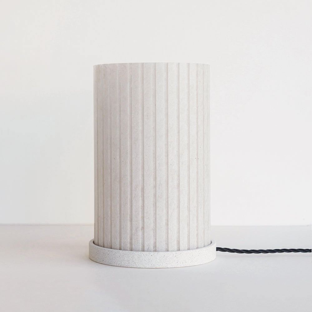 "Rian" Fluted Table Lamp - Jesmonite