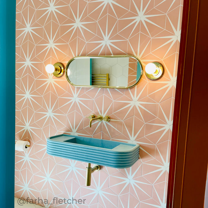 "Aureole" Wall Light - Brass (Outlet)