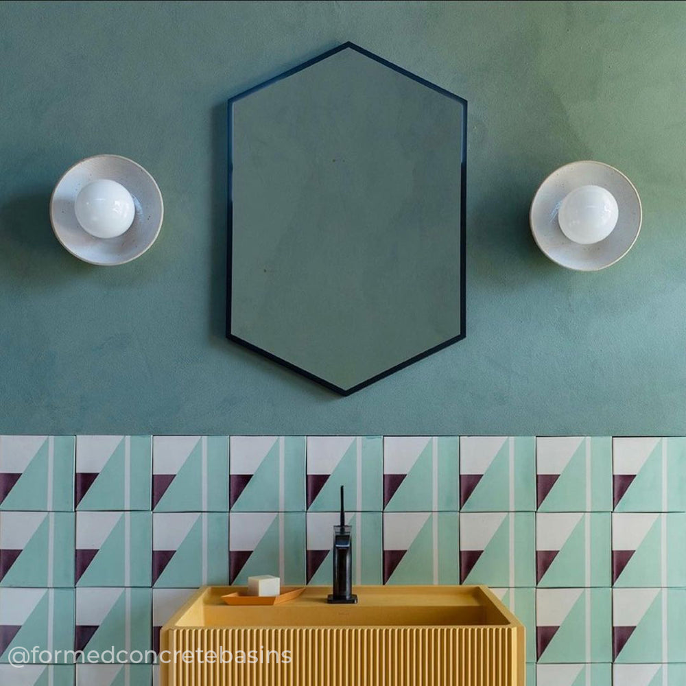 "Eala" Wall Light - Ceramic