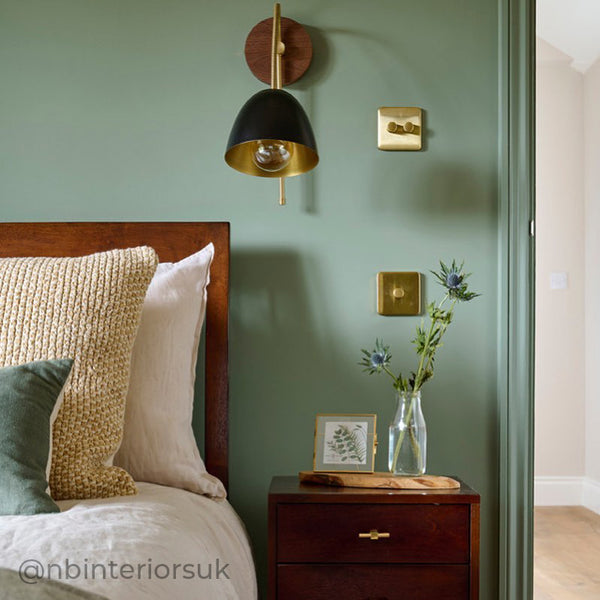 "Flexi Neck" Swing Arm Wall Light - Hardwood